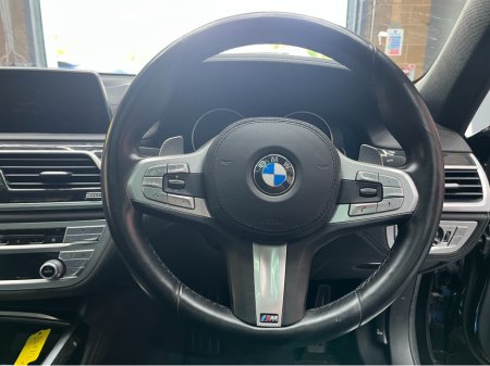 2017 BMW 7 Series - thumbnail 7