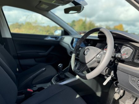 2018 Volkswagen Polo 1.0 TSI 65HP Comfortline €10,990 thumbnail