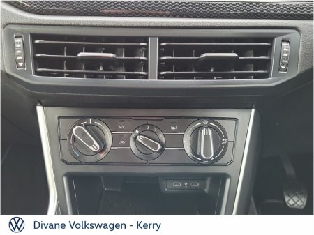 2025 Volkswagen Polo EDITION 75 1.0TSI PETROL 95HP €23,950 thumbnail