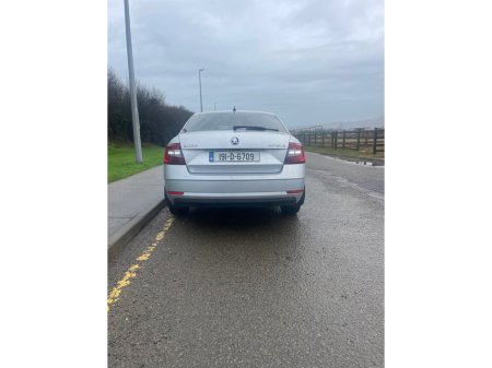 2019 Skoda Octavia STYLE 1.6 TDI 115HP 4DR €17,950 thumbnail