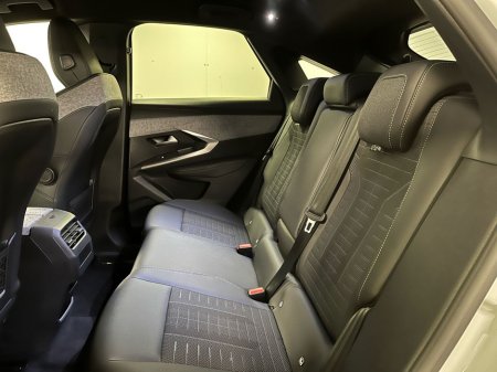 2025 Peugeot 3008 GT EV 73kWh 210BHP - Reversing Camera - Ambient Lighting - Sat Nav - Climate Control - Heated Seats/Steering Wheel - Keyless Start - Apple CarPlay/Android Auto €35,450 thumbnail