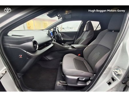 2025 Toyota C-HR Hybrid Sport €36,950 thumbnail