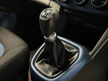 2017 Hyundai i10 1.2 Manual €8,895 thumbnail