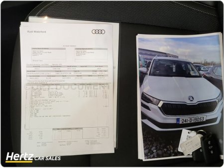 2024 Skoda Karoq Ambition 115HP 2.0 Diesel Manual €30,895 thumbnail