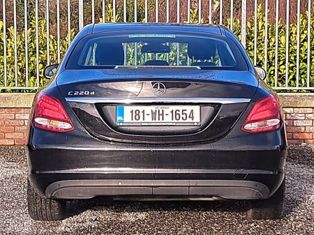 2018 Mercedes-Benz C Class Executive SE with full leather seats, 2.0 diesel saloon. €17,950