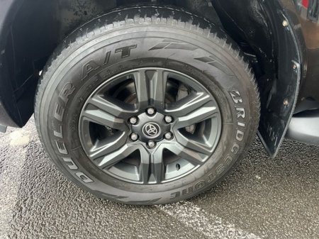 2021 Toyota Hilux - thumbnail 12