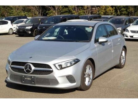 2021 Mercedes-Benz A Class - thumbnail 2