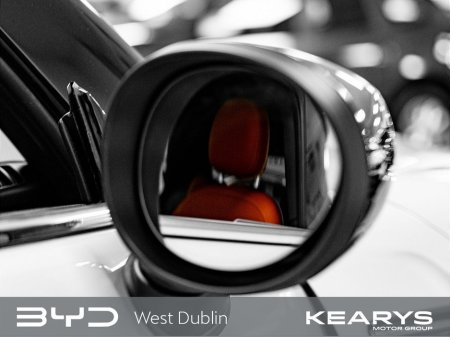 2023 MINI Hatch COOPER Cooper Exclusive 2 Auto - Stunning Car ! €29,890 thumbnail