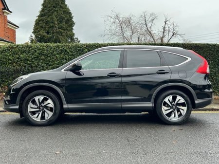 2017 Honda CR-V 4x4 - HUGE SPEC - FULL HISTORY €13,950