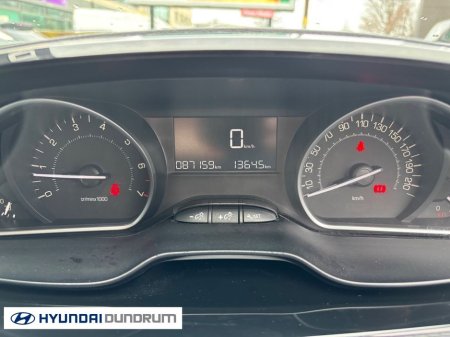 2016 Peugeot 208 - thumbnail 9