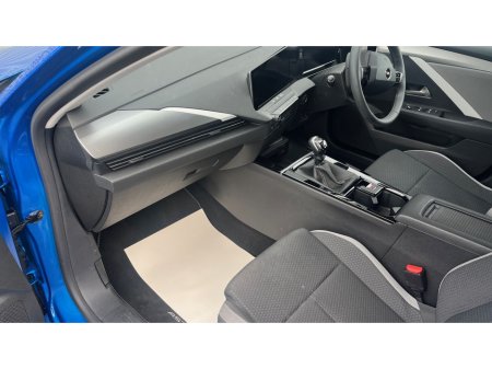 2025 Opel Astra 5 DR HATCH SC 1.2I 110PS PETROL €27,950 thumbnail