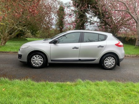 2013 Renault Megane - thumbnail 6