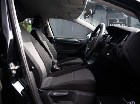 2014 Volkswagen Golf - thumbnail 20