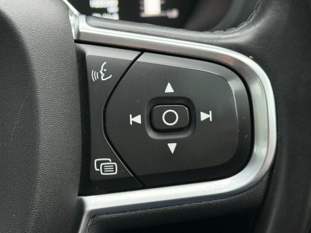 2018 Volvo XC60 - thumbnail 20