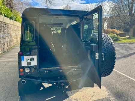 2011 Land Rover Defender - thumbnail 10