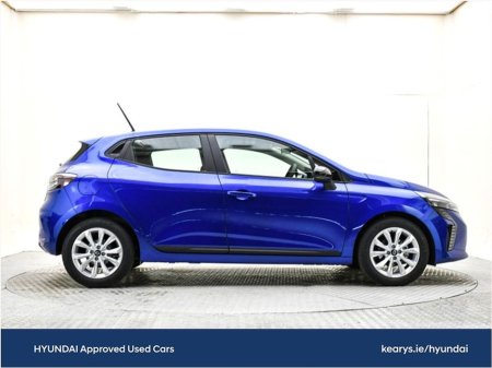 2025 Renault Clio - thumbnail 17