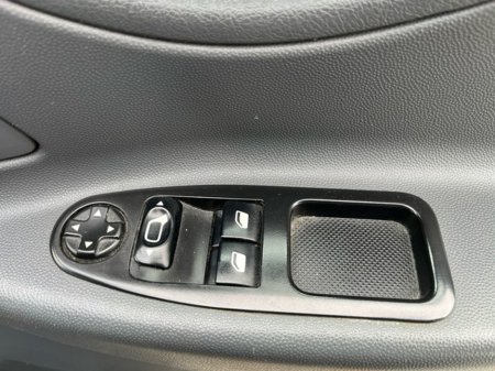 2015 Toyota Proace - thumbnail 11