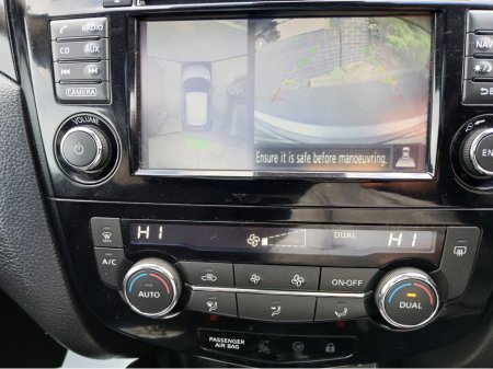 2017 Nissan Qashqai - thumbnail 13