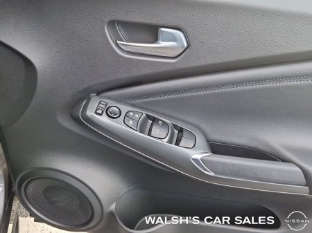 2025 Nissan Juke 1.6 HYB SV Premium MY24 1 €33,950 thumbnail