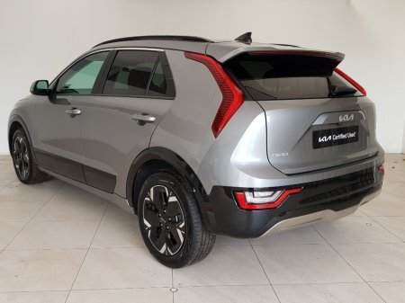 2025 Kia Niro - thumbnail 3