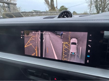 2024 Porsche Cayenne 3.0 V6 E-HYBRID AUTO==HUGE SPEC==COST €153K NEW== €116,950 thumbnail