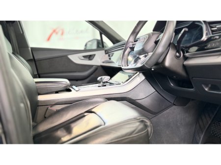 2021 Audi Q7 - thumbnail 5