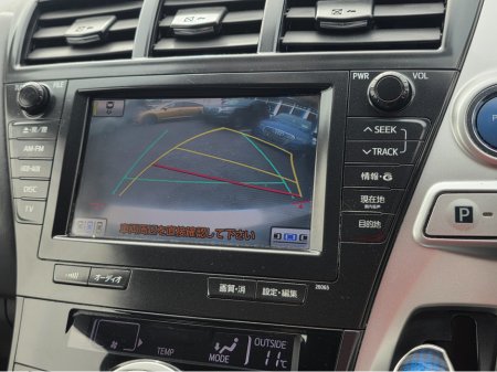 2013 Toyota Prius Alpha - thumbnail 14