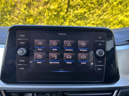 2023 Volkswagen T-Roc - thumbnail 15