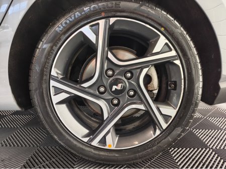 2022 Hyundai i30 - thumbnail 18