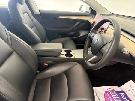 2022 Tesla Model 3 - thumbnail 16