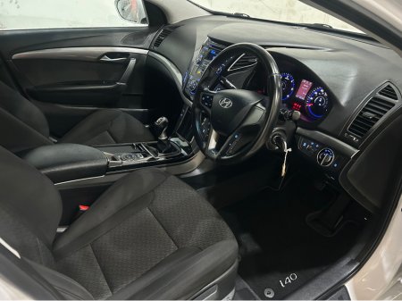 2016 Hyundai i40 1.7 CRDI S BL/DR 141PS 4DR €9,750 thumbnail