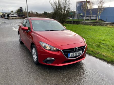 2016 Mazda Mazda3 1.5 D 105PS EXECUTIVE IPM 4 4DR €10,500 thumbnail