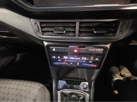 2024 Volkswagen T-Cross LIFE 1.0 TSI MANUAL 5SPEED 95BHP €27,650 thumbnail