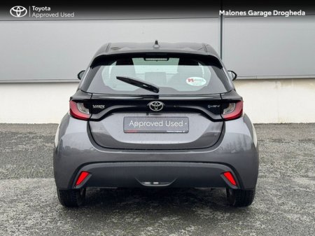 2025 Toyota Yaris - view 4