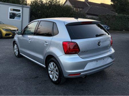 2016 Volkswagen Polo - thumbnail 5