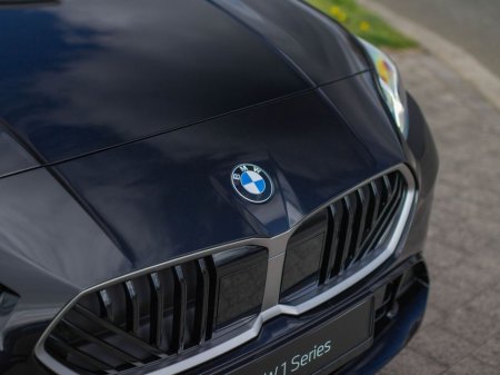 2026 BMW 1 Series - thumbnail 6