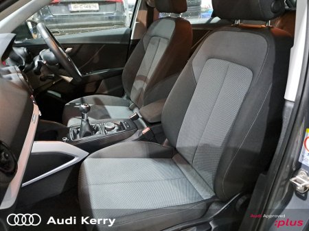 2019 Audi Q2 - thumbnail 11
