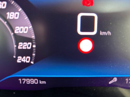 2023 Peugeot 3008 1.2 PureTech 130bhp Auto 6.4 Allure €31,950 thumbnail