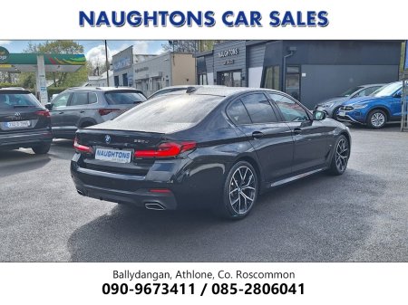 2023 BMW 5 Series - thumbnail 4