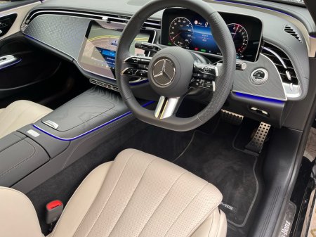 2025 Mercedes-Benz E Class - thumbnail 8