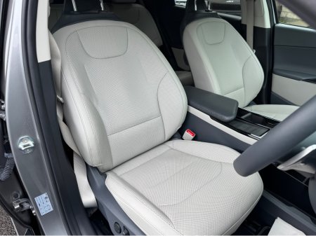 2023 Kia EV6 EARTH €34,495 thumbnail