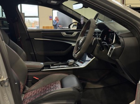 2024 Audi RS6 - thumbnail 25