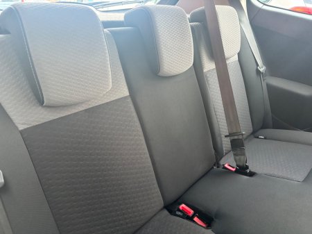 2010 Renault Clio 1.2 16V ETH ROYALE ECO €2,950 thumbnail