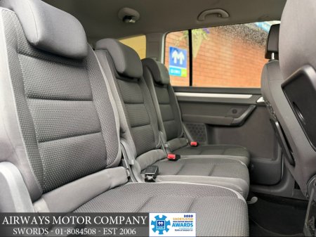 2013 Volkswagen Touran 1.4 TSI DSG - 7 SEATER €7,950 thumbnail