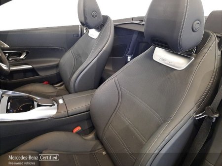 2023 Mercedes-Benz SL Class AMG MERCEDES-AMG SL 43 €99,950 thumbnail