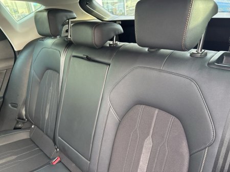 2023 Cupra Formentor e-Hybrid 204hp DSG €32,975 thumbnail