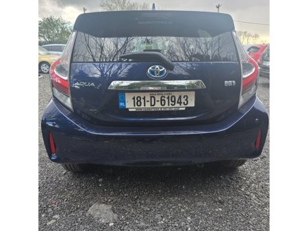 2018 Toyota Aqua - thumbnail 9