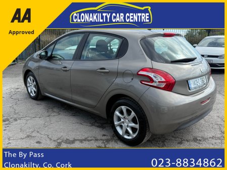 2014 Peugeot 208 - thumbnail 8
