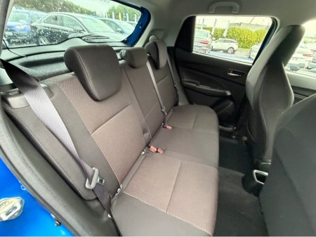 2019 Suzuki Swift - thumbnail 27