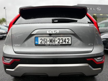 2025 Kia Niro 1.6 K3 Hybrid €35,995 thumbnail